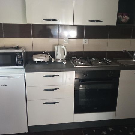 شقة Apartman Vidovic كورينيتسا المظهر الخارجي الصورة